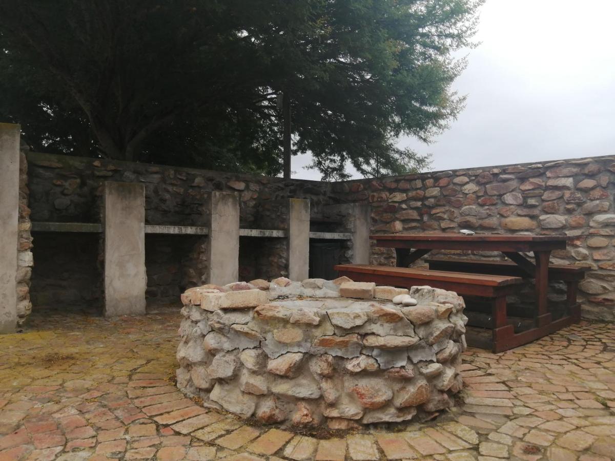 欧特妮卡布什山林小屋 哈坦柏斯 外观 照片