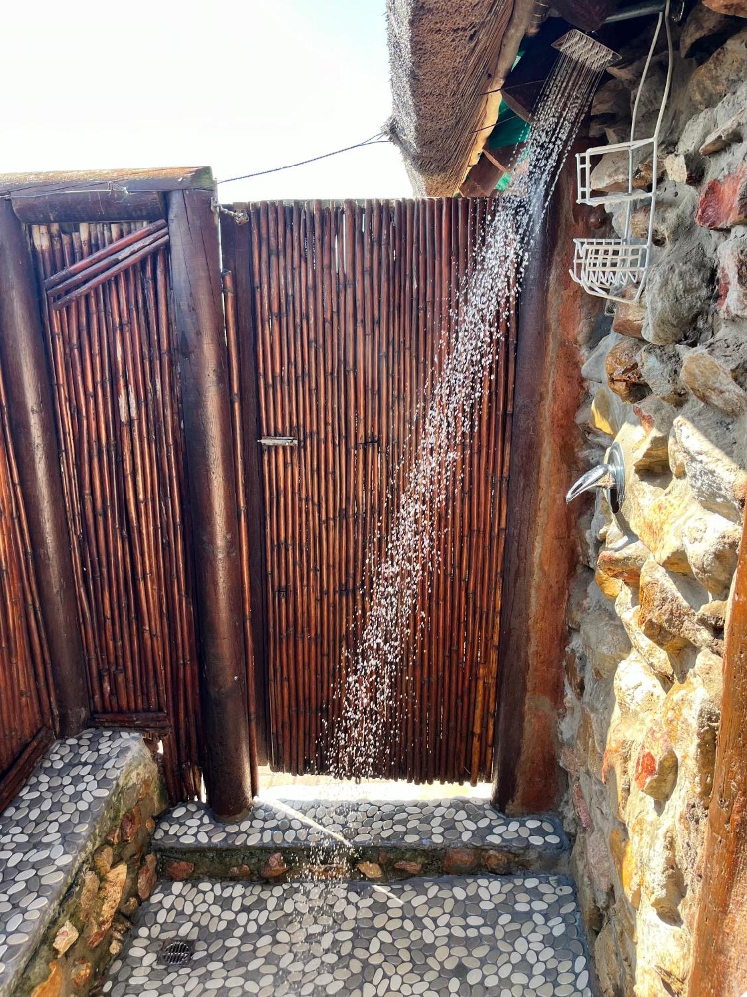 欧特妮卡布什山林小屋 哈坦柏斯 外观 照片